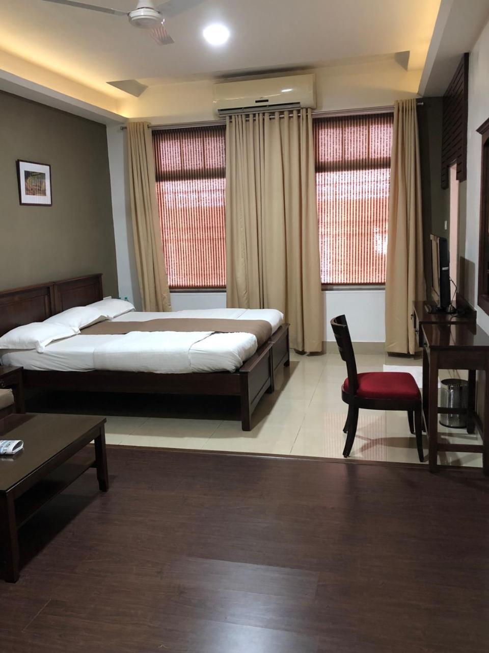 Hotel Ketan Pune Exterior photo